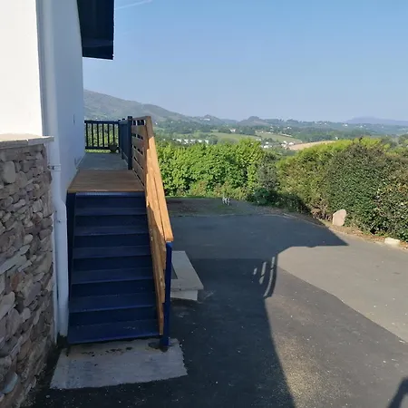 Avec Acces Independant - Wc Et Salle De Bain Prives, Parking Gratuit - Vue Montagne Accommodatie bij particulieren Urrugne