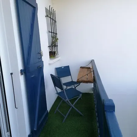 Avec Acces Independant - Wc Et Salle De Bain Prives, Parking Gratuit - Vue Montagne Urrugne