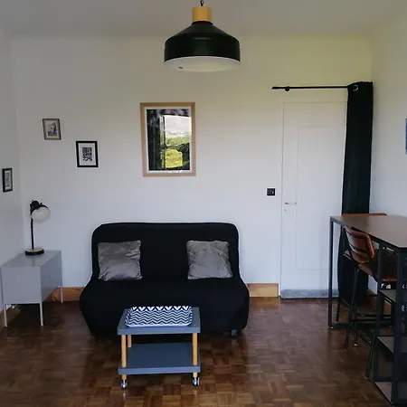 Accommodatie bij particulieren Avec Acces Independant - Wc Et Salle De Bain Prives, Parking Gratuit - Vue Montagne *