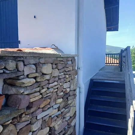 Avec Acces Independant - Wc Et Salle De Bain Prives, Parking Gratuit - Vue Montagne *